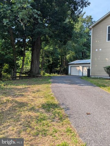 2415 PAXTON CHURCH RD, Harrisburg, PA 17110