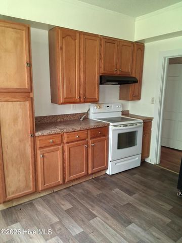 404 Wilson Avenue, Kinston, NC 28501