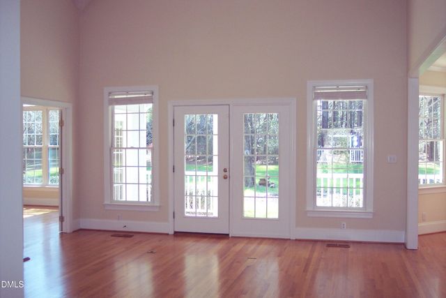 2401 Gillingham Drive, Apex, NC 27539