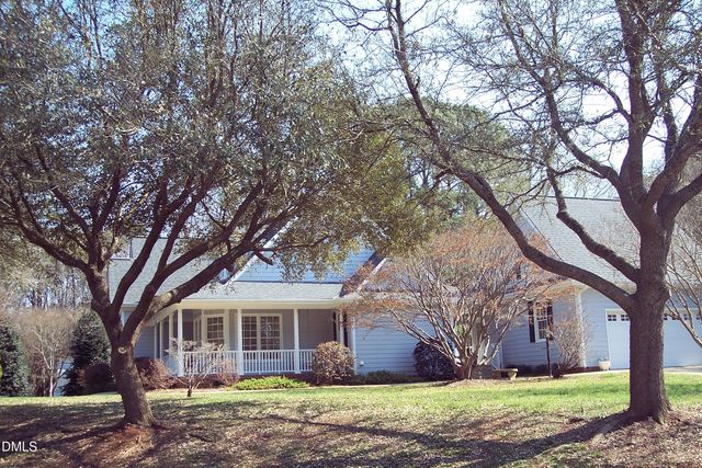 2401 Gillingham Drive, Apex, NC 27539