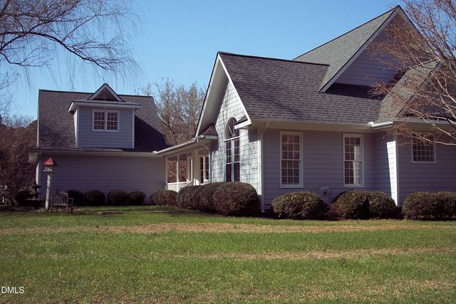 2401 Gillingham Drive, Apex, NC 27539