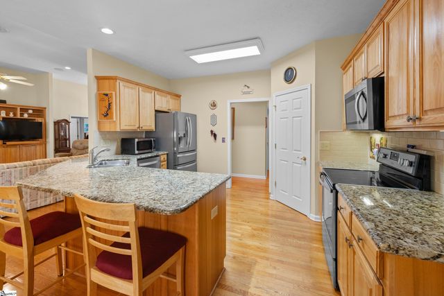 21 Quartermaster Drive, Salem, SC 29676