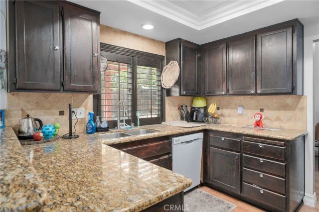 650 Rock Vista Drive, Corona, CA 92879