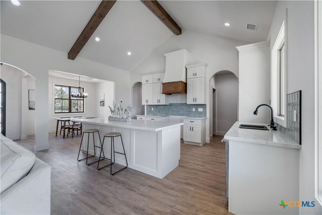 112 Ridgehaven Trail, Victoria, TX 77905