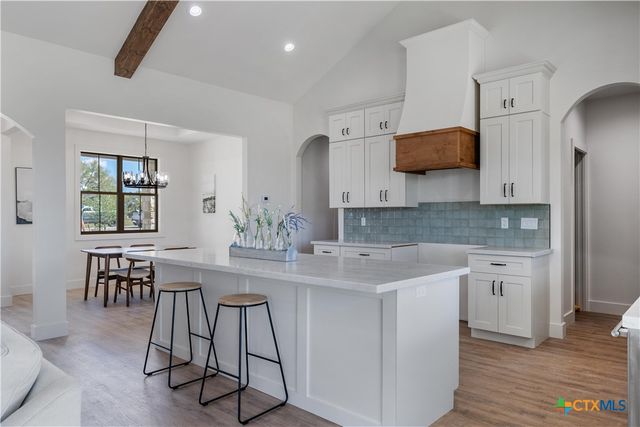 112 Ridgehaven Trail, Victoria, TX 77905