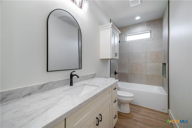 112 Ridgehaven Trail, Victoria, TX 77905