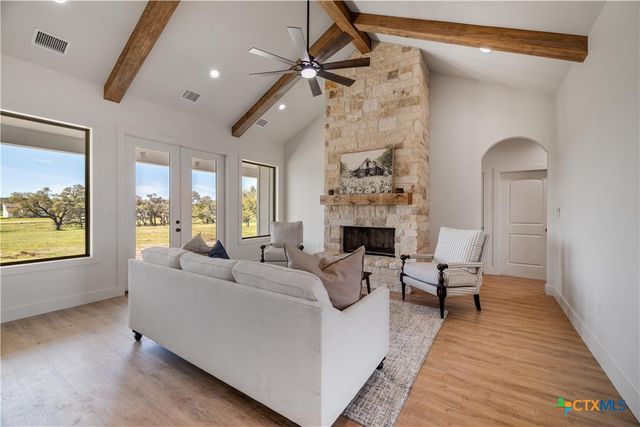 112 Ridgehaven Trail, Victoria, TX 77905