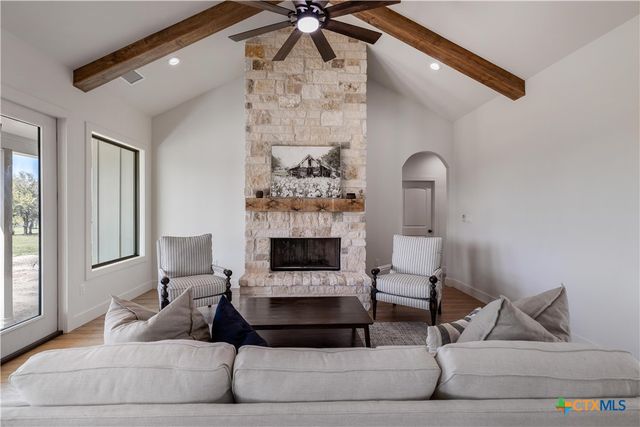 112 Ridgehaven Trail, Victoria, TX 77905