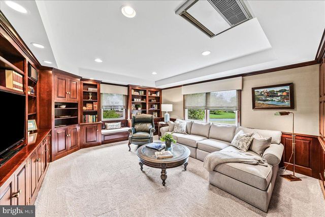 1026 WALTHAM RD, Berwyn, PA 19312