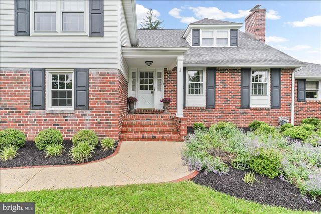 1026 WALTHAM RD, Berwyn, PA 19312