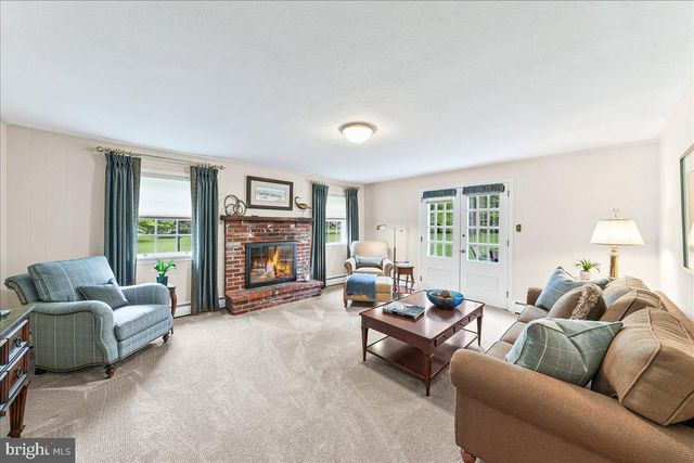 1026 WALTHAM RD, Berwyn, PA 19312