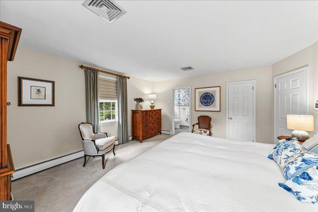 1026 WALTHAM RD, Berwyn, PA 19312