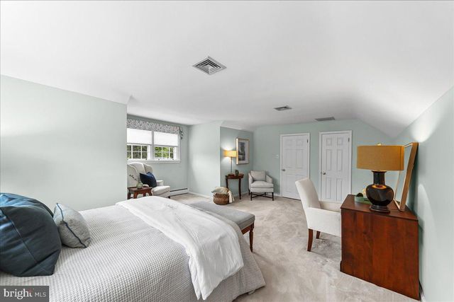 1026 WALTHAM RD, Berwyn, PA 19312