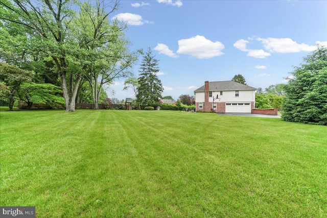 1026 WALTHAM RD, Berwyn, PA 19312