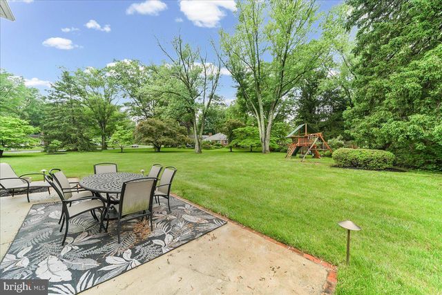 1026 WALTHAM RD, Berwyn, PA 19312