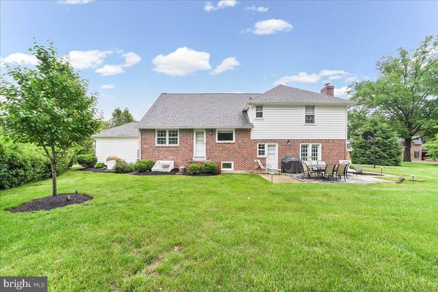 1026 WALTHAM RD, Berwyn, PA 19312