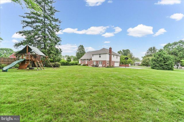 1026 WALTHAM RD, Berwyn, PA 19312