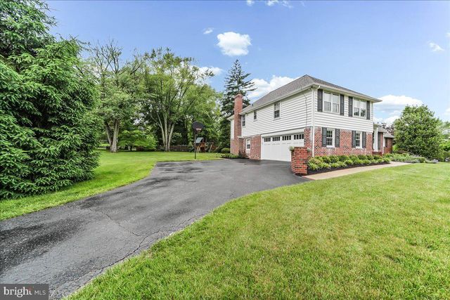1026 WALTHAM RD, Berwyn, PA 19312