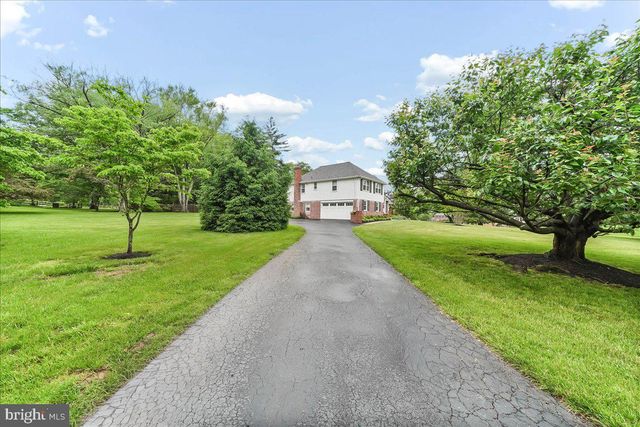 1026 WALTHAM RD, Berwyn, PA 19312