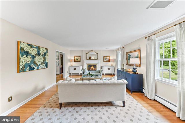 1026 WALTHAM RD, Berwyn, PA 19312