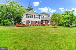 1026 WALTHAM RD, Berwyn, PA 19312