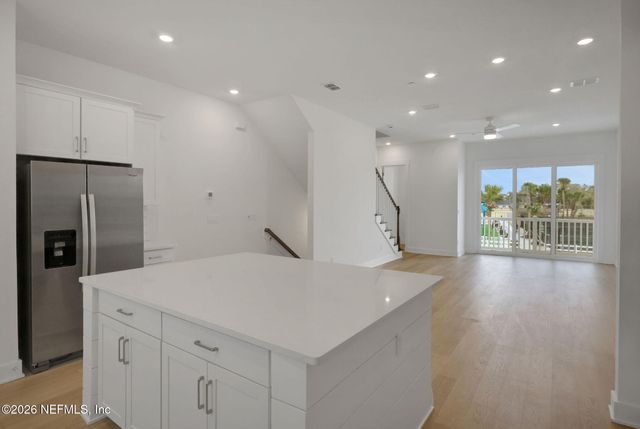 1066 2ND Avenue N, Jacksonville Beach, FL 32250