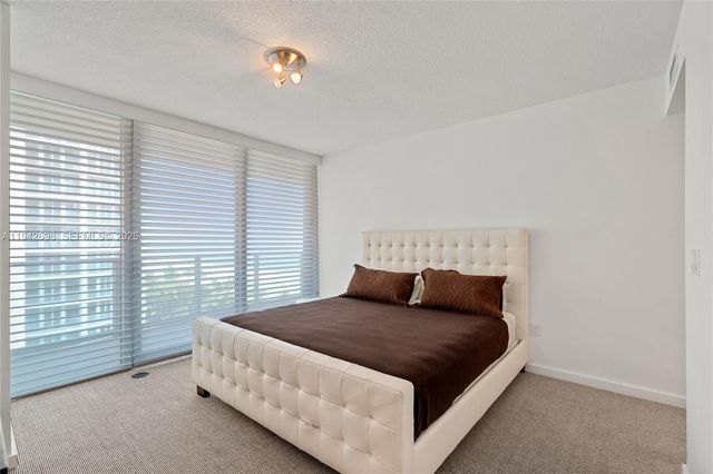 1455 Ocean Dr 1009, Miami Beach, FL 33139