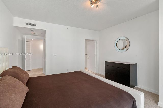 1455 Ocean Dr 1009, Miami Beach, FL 33139