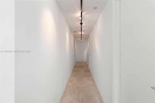 1455 Ocean Dr 1009, Miami Beach, FL 33139