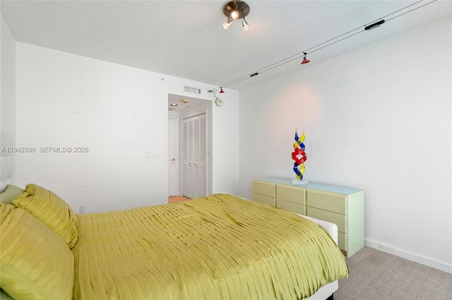 1455 Ocean Dr 1009, Miami Beach, FL 33139