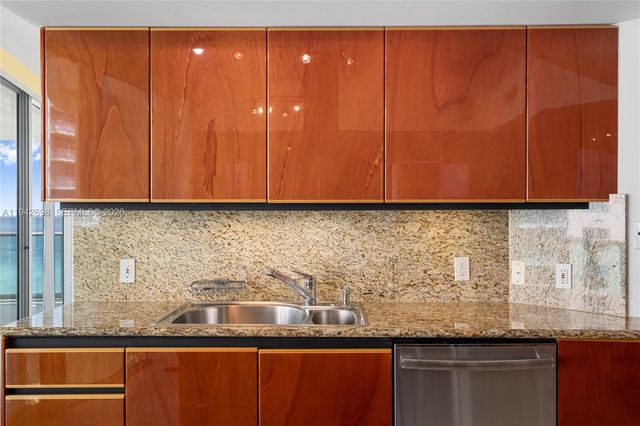 1455 Ocean Dr 1009, Miami Beach, FL 33139