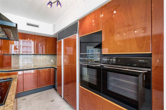 1455 Ocean Dr 1009, Miami Beach, FL 33139