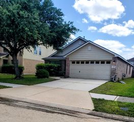 16310 Cole Bridge Lane, Cypress, TX 77429