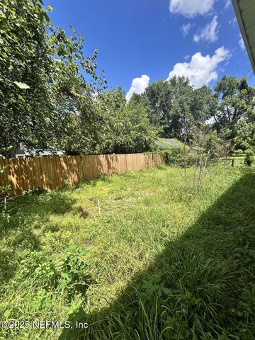 8722 7TH Avenue, Jacksonville, FL 32208
