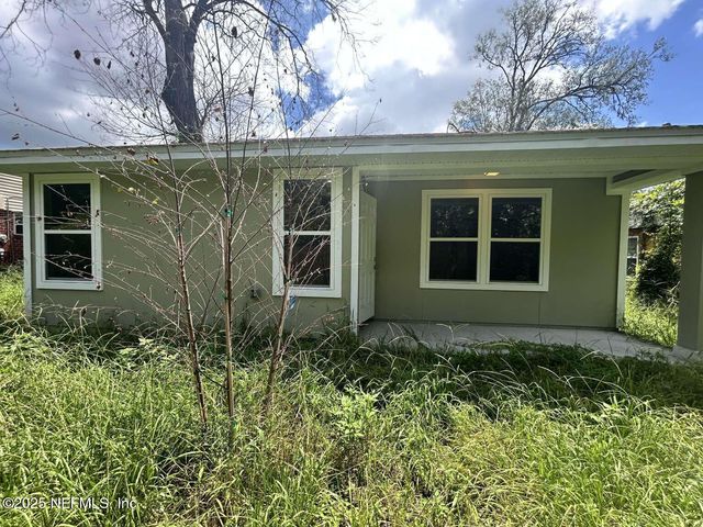 8722 7TH Avenue, Jacksonville, FL 32208