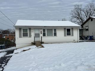 10117 Niblic Drive, Overland, MO 63114