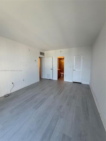 10275 Collins Ave 420, Bal Harbour, FL 33154