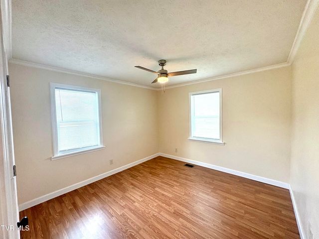 1849 Old Harlan Road, Jonesville, VA 24263