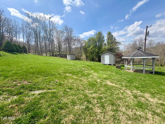 1849 Old Harlan Road, Jonesville, VA 24263