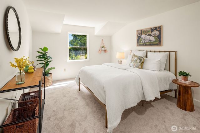 3050 126th Avenue NE, Bellevue, WA 98005