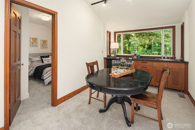 3050 126th Avenue NE, Bellevue, WA 98005