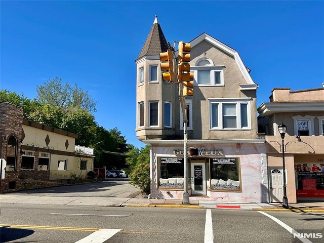 336 Bloomfield Avenue 3B, Caldwell, NJ 07006