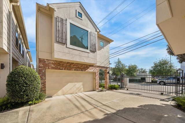 3878 Center Street, Houston, TX 77007