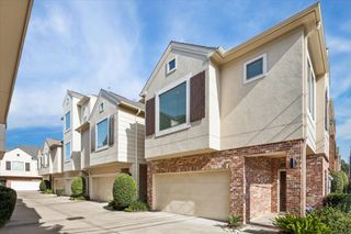 3878 Center Street, Houston, TX 77007