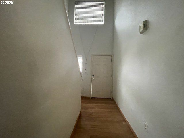 1006 Ne MARINERS Loop, Portland, OR 97211