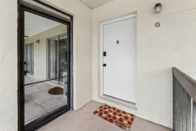 6527 Chasewood Drive G, Jupiter, FL 33458