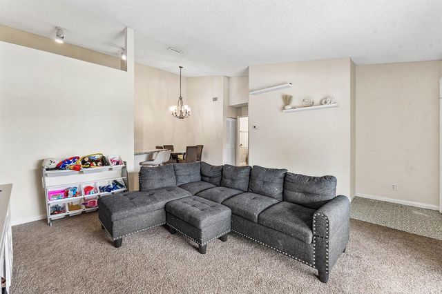 6527 Chasewood Drive G, Jupiter, FL 33458