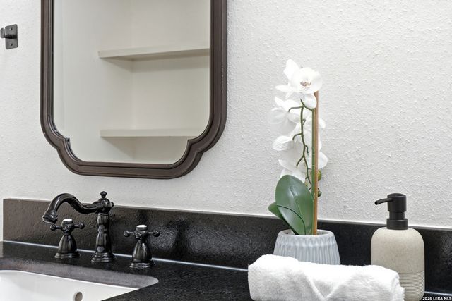 426 Zephyr, Windcrest, TX 78239