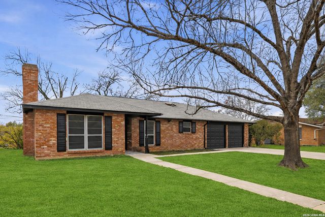 426 Zephyr, Windcrest, TX 78239