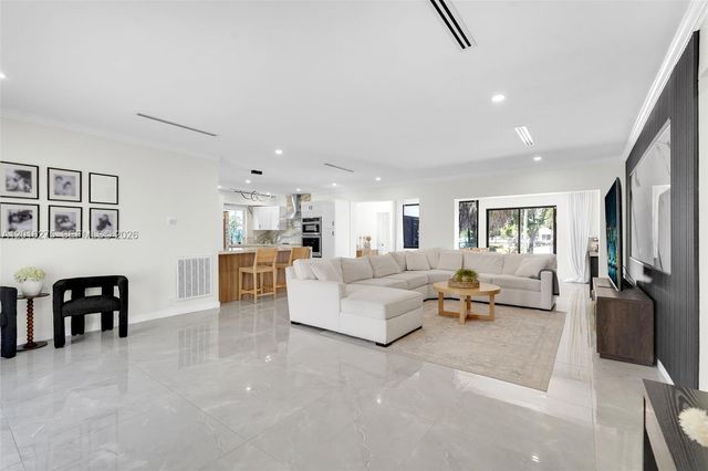 3411 Thomas St, Hollywood, FL 33021